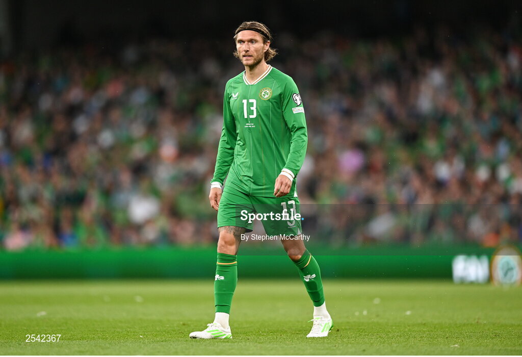 19 June 2023; Jeff Hendrick of Republic of Ireland during the UEFA EURO 2024 Championship qualifying group B match between Republic of Ireland and Gibraltar at the Aviva Stadium in Dublin. Photo by Stephen McCarthy/Sportsfile