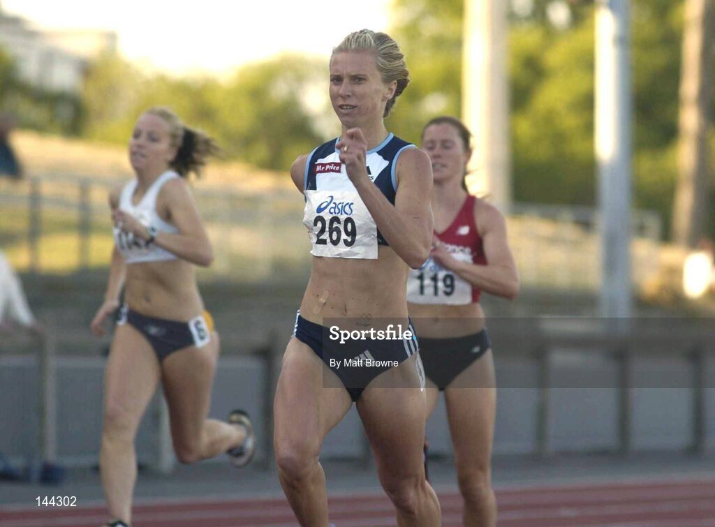 25 June 2004; Heidi Seyerling, South Africa, wins the Womens 200m at the Dublin InterBLÉ National Track & Field Games, Morton Stadium, Santry, Co. Dublin. Picture credit; Matt Browne / SPORTSFILE