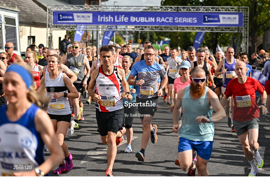 16 July 2023; Runners during the 2023 Irish Life Dublin Race Series-Fingal 10km which took place on Sunday 16th of July at Swords in Dublin. Photo by Sam Barnes/Sportsfile