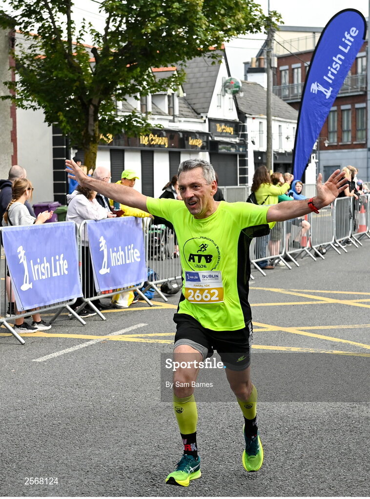 16 July 2023; Ivano Francesco Rivolta celebrates on the way to finishing the 2023 Irish Life Dublin Race Series-Fingal 10km which took place on Sunday 16th of July at Swords in Dublin. Photo by Sam Barnes/Sportsfile