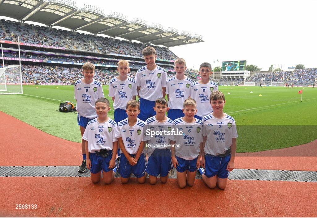 15 July 2023; The Dublin/Monaghan team, back row, left to right, Tadgh Kelly, Newcestown NS, Bandon, Cork, Kevin Touhy, Kilgarvan Central School, Kilgarvan, Kerry, Russell Crowley, Laragh NS, Bandon, Cork, Ben O'Reilly, St. Mary's Boy's NS, Belturbet, Cavan, Jamie Irwin, Scoil Mhuire na mBuachaillí, Monaghan, front row, left to right, Thomas Kane, St Malachy's PS, Kilcoo, Down, Caolan Smith, St Oliver Plunkett's PS, Newry, Armagh, Jack McAnallen, Our Lady's PS, Benburb, Armagh, Max O Muineacháin, Gaelscoil Faithleann, Killarney, Kerry, Eanna McAuley, Mount Saint Michael's PS, Randalstown, Antrim, ahead of the INTO Cumann na mBunscol GAA Respect Exhibition Go Games at the GAA Football All-Ireland Senior Championship semi-final match between Dublin and Monaghan at Croke Park in Dublin. Photo by Daire Brennan/Sportsfile