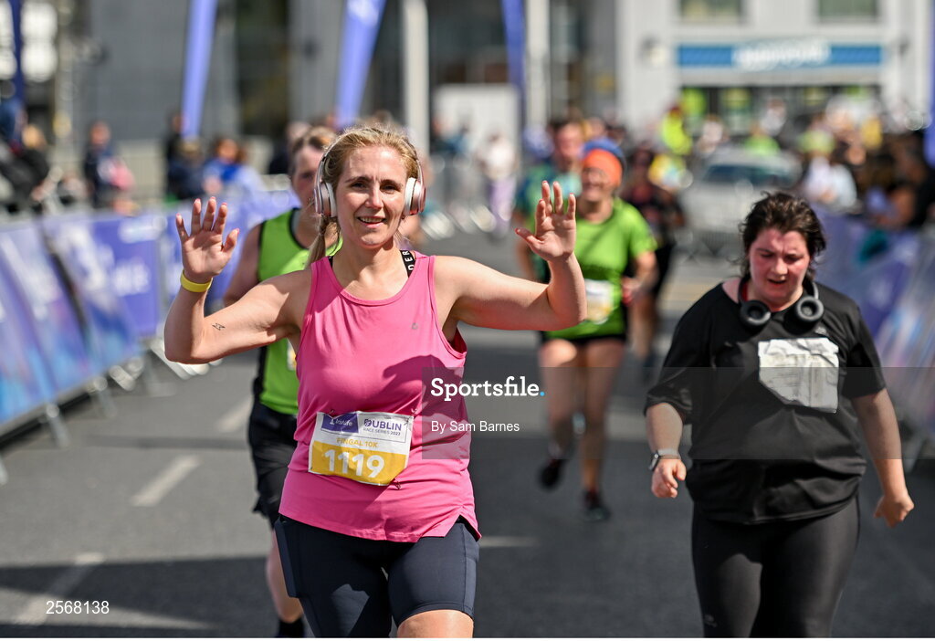 16 July 2023; Jen O'Grady celebrates finishing the 2023 Irish Life Dublin Race Series-Fingal 10km which took place on Sunday 16th of July at Swords in Dublin. Photo by Sam Barnes/Sportsfile