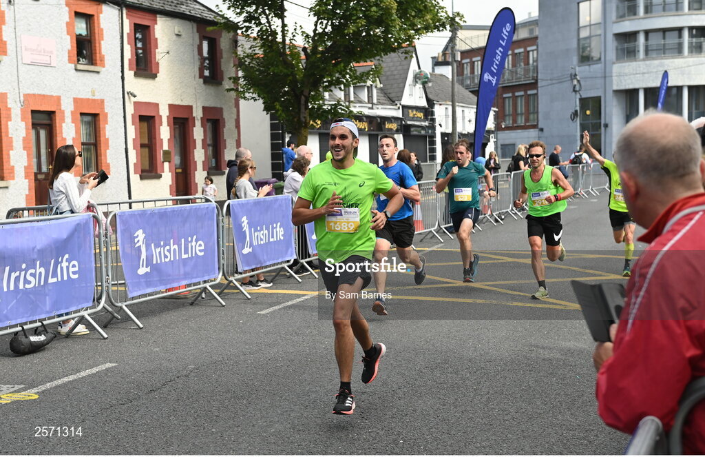 16 July 2023; Adrien Sirois from Dublin during the 2023 Irish Life Dublin Race Series-Fingal 10km which took place on Sunday 16th of July at Swords in Dublin. Photo by Sam Barnes/Sportsfile
