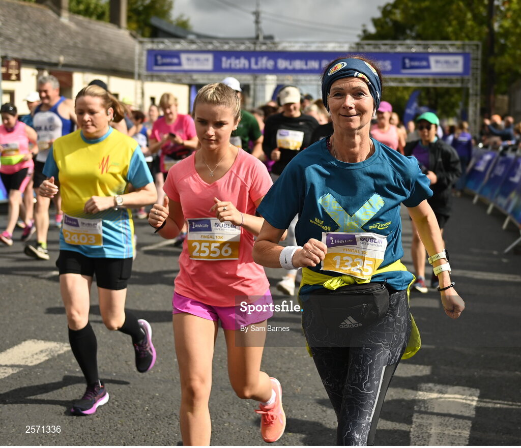 16 July 2023; Donna Grieve from Scotland during the 2023 Irish Life Dublin Race Series-Fingal 10km which took place on Sunday 16th of July at Swords in Dublin. Photo by Sam Barnes/Sportsfile
