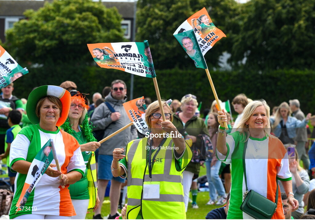 20 July 2023; Republic of Ireland supporters react as local hero Abbie Larkin is introduced, as a substitute, during a Watch Party for the opening game of the 2023 FIFA Women's World Cup between Republic of Ireland and Australia at the Irishtown Sports & Fitness Centre in Ringsend, Dublin. Photo by Ray McManus/Sportsfile
