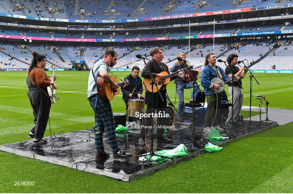 23 July 2023; The Mary Wallopers entertain the crowd ahead of the GAA Hurling All-Ireland Senior Championship final match between Kilkenny and Limerick at Croke Park in Dublin. Photo by Piaras Ó Mídheach/Sportsfile Photo by Piaras Ó Mídheach/Sportsfile