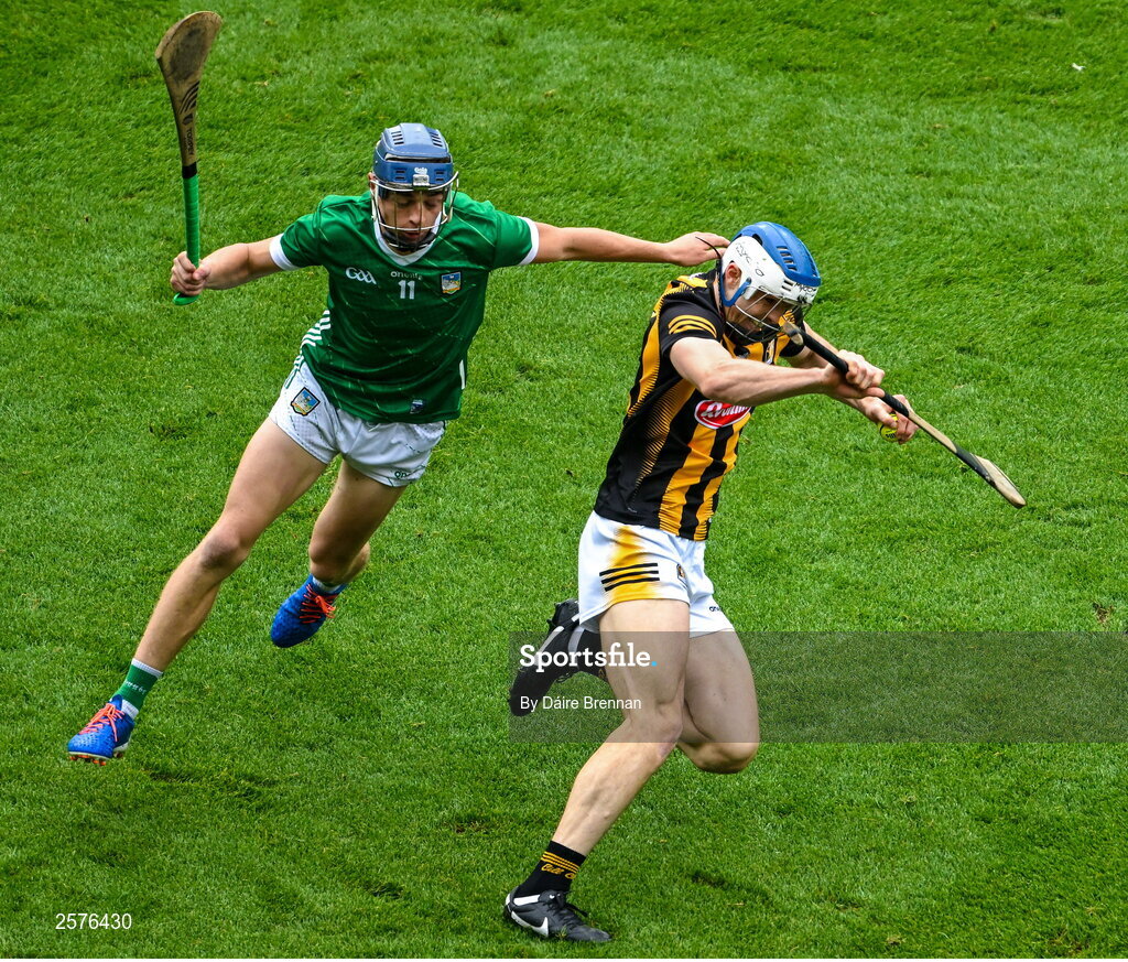 23 July 2023; Huw Lawlor of Kilkenny in action against David Reidy of Limerick during the GAA Hurling All-Ireland Senior Championship final match between Kilkenny and Limerick at Croke Park in Dublin. Photo by Daire Brennan/Sportsfile