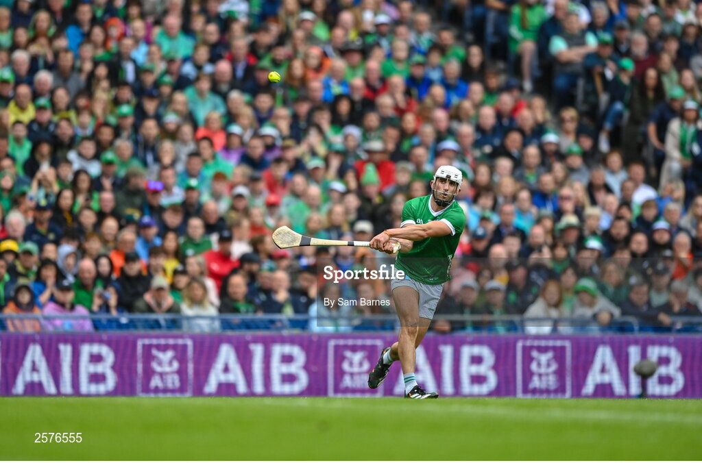 23 July 2023; Aaron Gillane of Limerick scores a free during the GAA Hurling All-Ireland Senior Championship final match between Kilkenny and Limerick at Croke Park in Dublin. Photo by Sam Barnes/Sportsfile