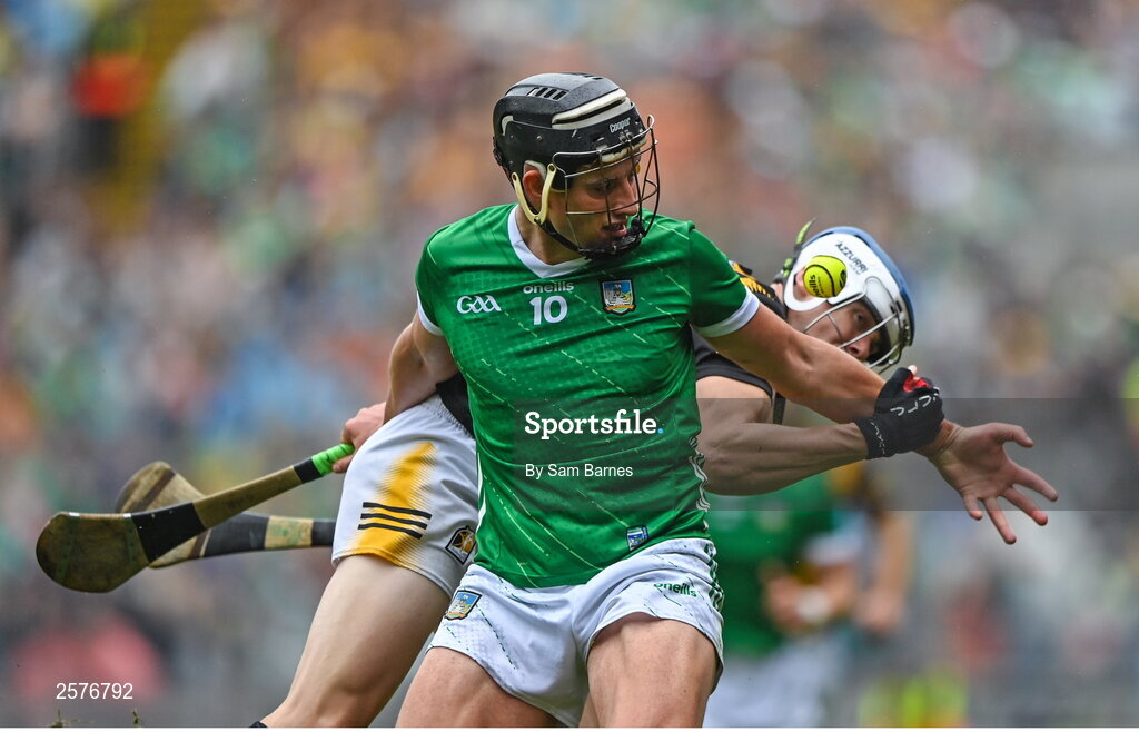 23 July 2023; Gearóid Hegarty of Limerick in action against TJ Reid of Kilkenny during the GAA Hurling All-Ireland Senior Championship final match between Kilkenny and Limerick at Croke Park in Dublin. Photo by Sam Barnes/Sportsfile