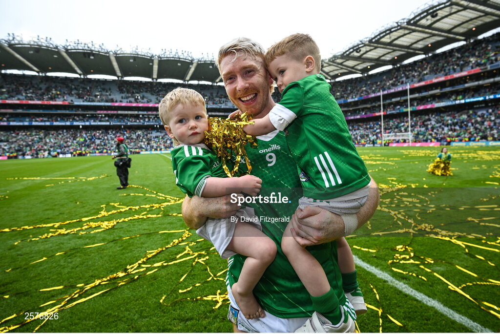 23 July 2023; Cian Lynch of Limerick with nephews Ché, left, Seanie after the GAA Hurling All-Ireland Senior Championship final match between Kilkenny and Limerick at Croke Park in Dublin. Photo by David Fitzgerald/Sportsfile