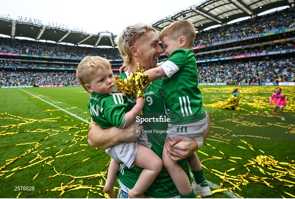 23 July 2023; Cian Lynch of Limerick with nephews Ché, left, Seanie after the GAA Hurling All-Ireland Senior Championship final match between Kilkenny and Limerick at Croke Park in Dublin. Photo by David Fitzgerald/Sportsfile