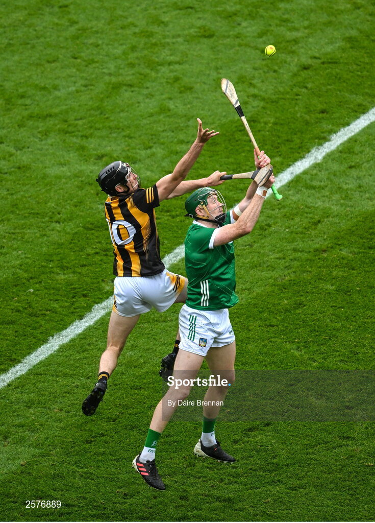 23 July 2023; William O'Donoghue of Limerick in action against Tom Phelan of Kilkenny during the GAA Hurling All-Ireland Senior Championship final match between Kilkenny and Limerick at Croke Park in Dublin. Photo by Daire Brennan/Sportsfile