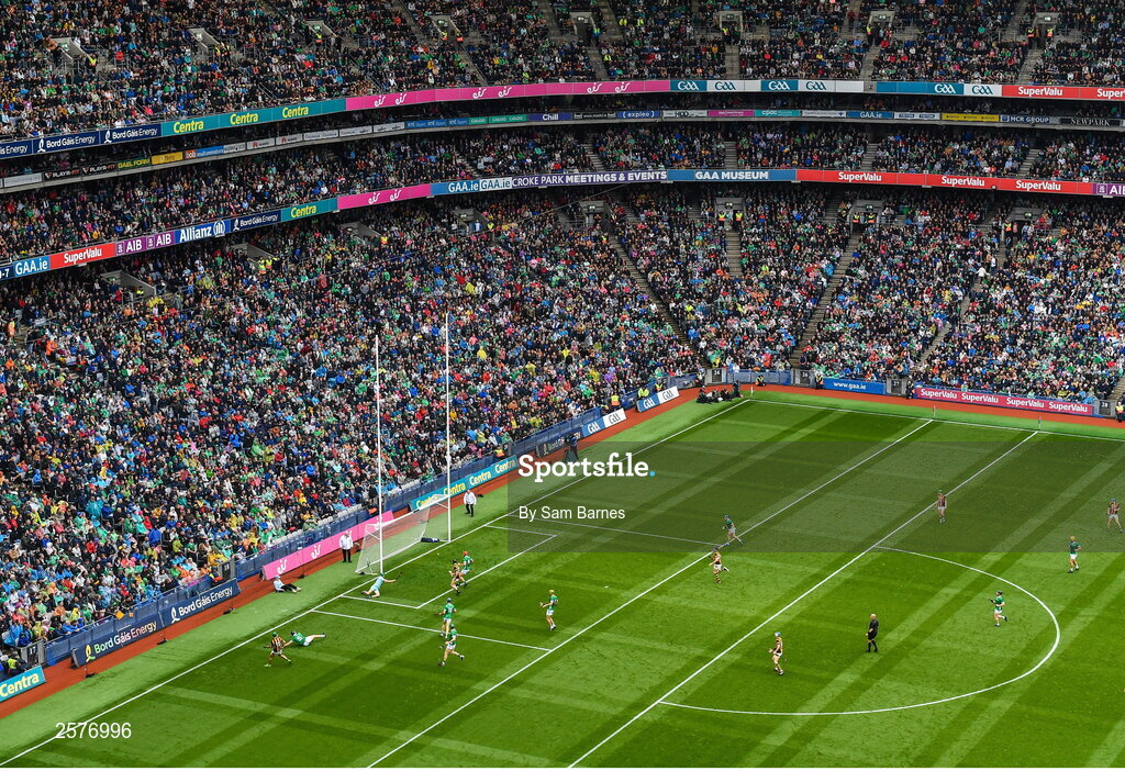 23 July 2023; Eoin Cody of Kilkenny shoots wide under pressure from Diarmaid Byrnes of Limerick during the GAA Hurling All-Ireland Senior Championship final match between Kilkenny and Limerick at Croke Park in Dublin. Photo by Sam Barnes/Sportsfile