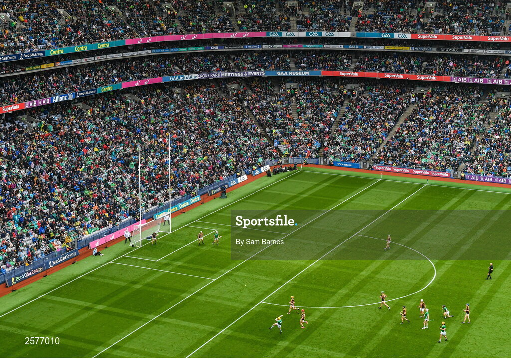 23 July 2023; Séamus Flanagan of Limerick  scores a point from play during the GAA Hurling All-Ireland Senior Championship final match between Kilkenny and Limerick at Croke Park in Dublin. Photo by Sam Barnes/Sportsfile