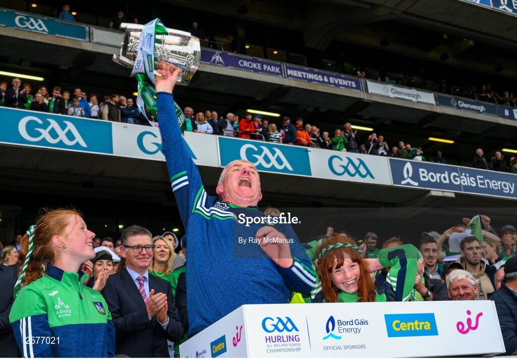 23 July 2023; Limerick manager John Kiely lifts the Liam MacCarthy Cup after the GAA Hurling All-Ireland Senior Championship final match between Kilkenny and Limerick at Croke Park in Dublin. Photo by Ray McManus/Sportsfile