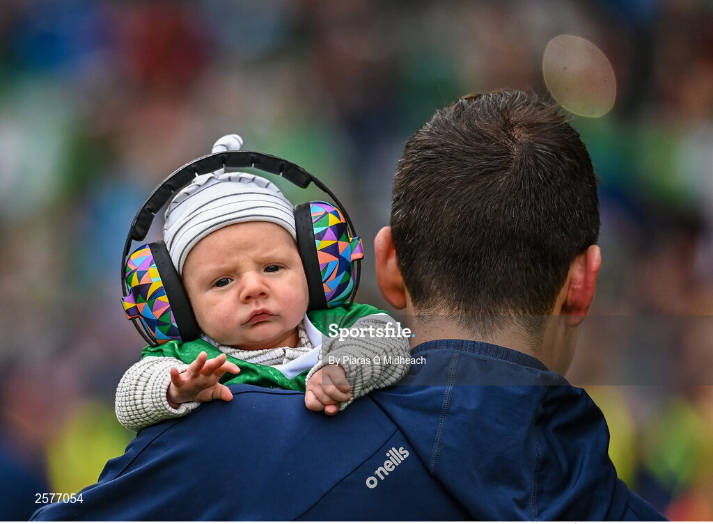 23 July 2023; Limerick selector Paul Kinnerk with his four week old son Paul after the GAA Hurling All-Ireland Senior Championship final match between Kilkenny and Limerick at Croke Park in Dublin. Photo by Piaras Ó Mídheach/Sportsfile