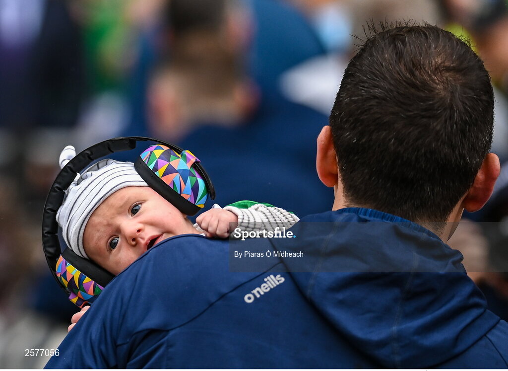 23 July 2023; Limerick selector Paul Kinnerk with his four week old son Paul after the GAA Hurling All-Ireland Senior Championship final match between Kilkenny and Limerick at Croke Park in Dublin. Photo by Piaras Ó Mídheach/Sportsfile