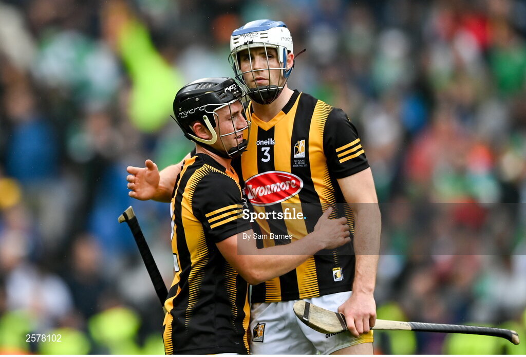 23 July 2023; Mikey Butler, left, and Huw Lawlor of Kilkenny dejected after their side's defeat in the GAA Hurling All-Ireland Senior Championship final match between Kilkenny and Limerick at Croke Park in Dublin. Photo by Sam Barnes/Sportsfile