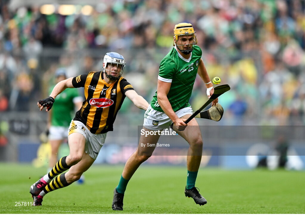 23 July 2023; Cathal O'Neill of Limerick in action against TJ Reid of Kilkenny during the GAA Hurling All-Ireland Senior Championship final match between Kilkenny and Limerick at Croke Park in Dublin. Photo by Sam Barnes/Sportsfile