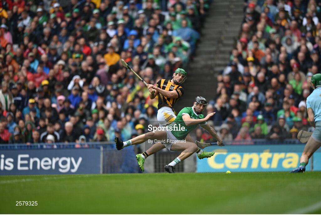 23 July 2023; Eoin Cody of Kilkenny in action against Diarmaid Byrnes of Limerick during the GAA Hurling All-Ireland Senior Championship final match between Kilkenny and Limerick at Croke Park in Dublin. Photo by David Fitzgerald/Sportsfile
