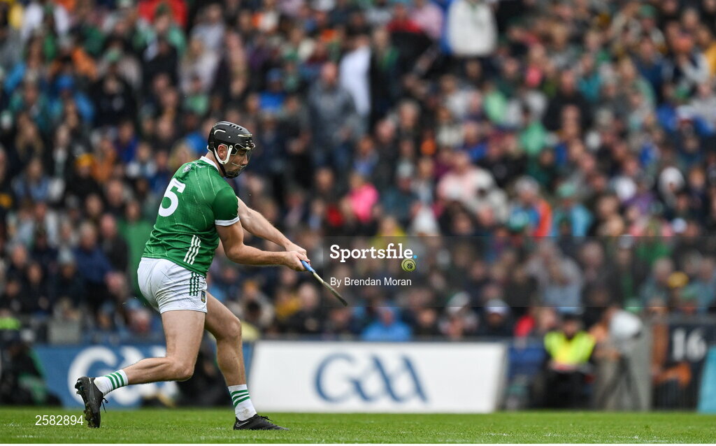23 July 2023; Diarmaid Byrnes of Limerick scores a point from a free during the GAA Hurling All-Ireland Senior Championship final match between Kilkenny and Limerick at Croke Park in Dublin. Photo by Brendan Moran/Sportsfile