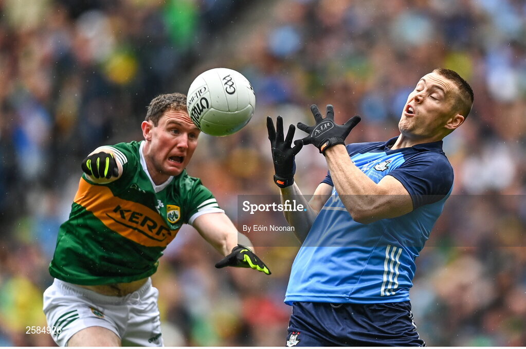 30 July 2023; Con O'Callaghan of Dublin in action against Tadhg Morley of Kerry during the GAA Football All-Ireland Senior Championship final match between Dublin and Kerry at Croke Park in Dublin. Photo by Eóin Noonan/Sportsfile