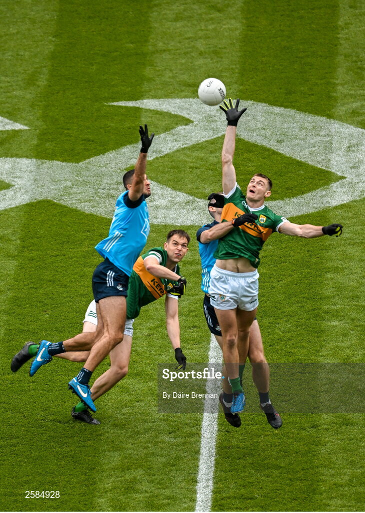 30 July 2023; Jack Barry, left, and Diarmuid O'Connor of Kerry compete againt James McCarthy, left, and Brian Fenton of Dublin for the throw-in to start the GAA Football All-Ireland Senior Championship final match between Dublin and Kerry at Croke Park in Dublin. Photo by Daire Brennan/Sportsfile