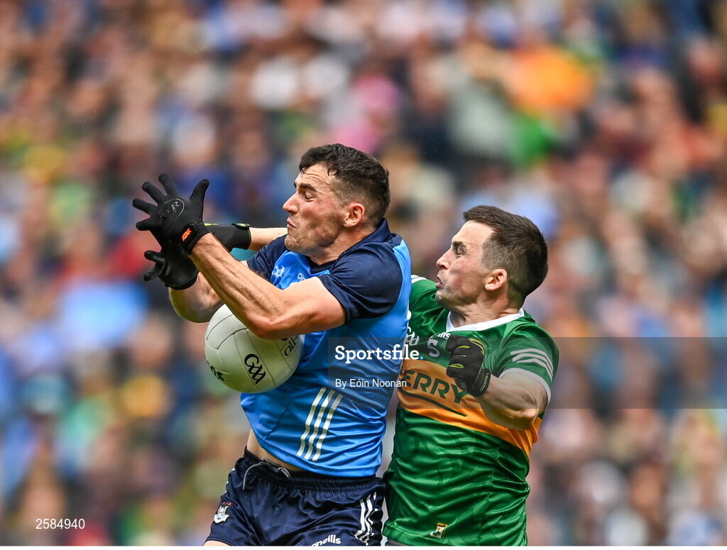 30 July 2023; Colm Basquel of Dublin in action against Paul Murphy of Kerry during the GAA Football All-Ireland Senior Championship final match between Dublin and Kerry at Croke Park in Dublin. Photo by Eóin Noonan/Sportsfile