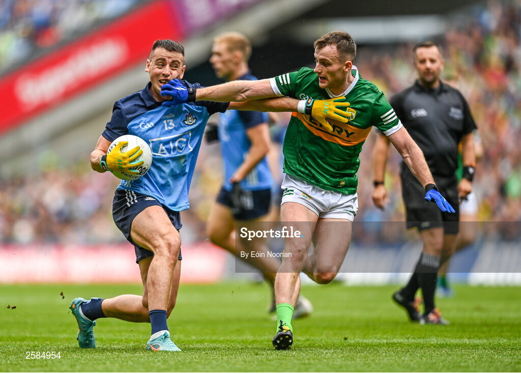 30 July 2023; Cormac Costello of Dublin in action against Tom O'Sullivan of Kerry during the GAA Football All-Ireland Senior Championship final match between Dublin and Kerry at Croke Park in Dublin. Photo by Eóin Noonan/Sportsfile