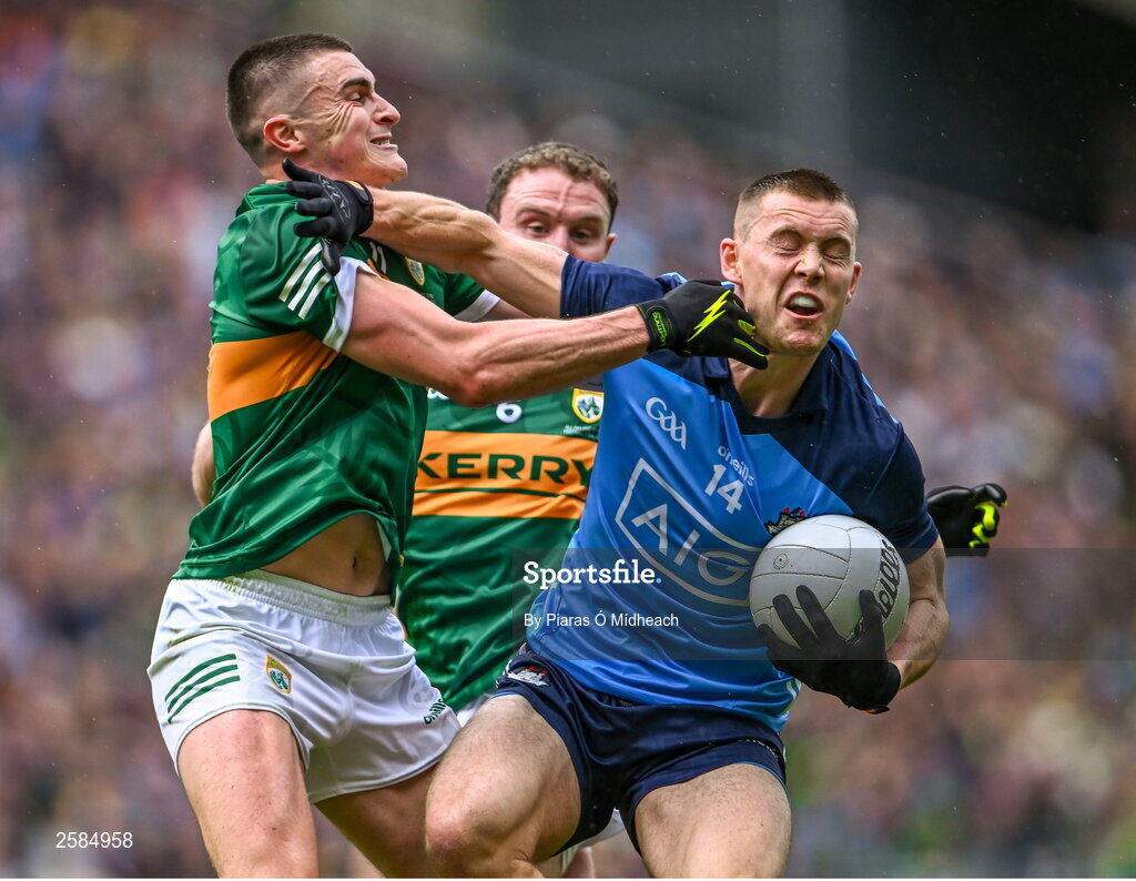 30 July 2023; Con O'Callaghan of Dublin is tackled by Seán O'Shea, lefy, and Tadhg Morley of Kerry during the GAA Football All-Ireland Senior Championship final match between Dublin and Kerry at Croke Park in Dublin. Photo by Piaras Ó Mídheach/Sportsfile