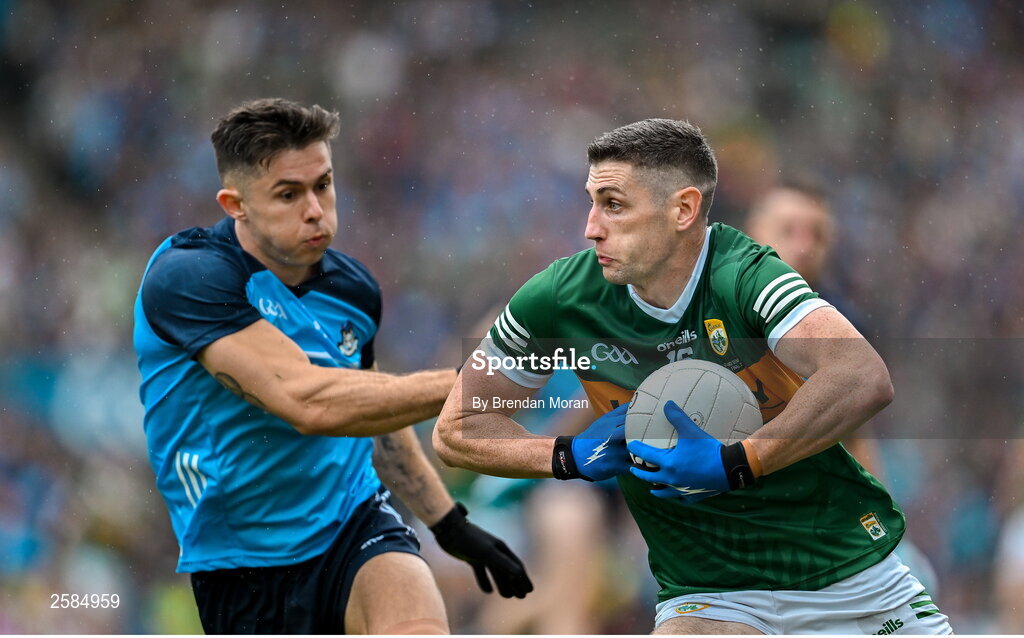 30 July 2023; Paul Geaney of Kerry in action against David Byrne of Dublin during the GAA Football All-Ireland Senior Championship final match between Dublin and Kerry at Croke Park in Dublin. Photo by Brendan Moran/Sportsfile