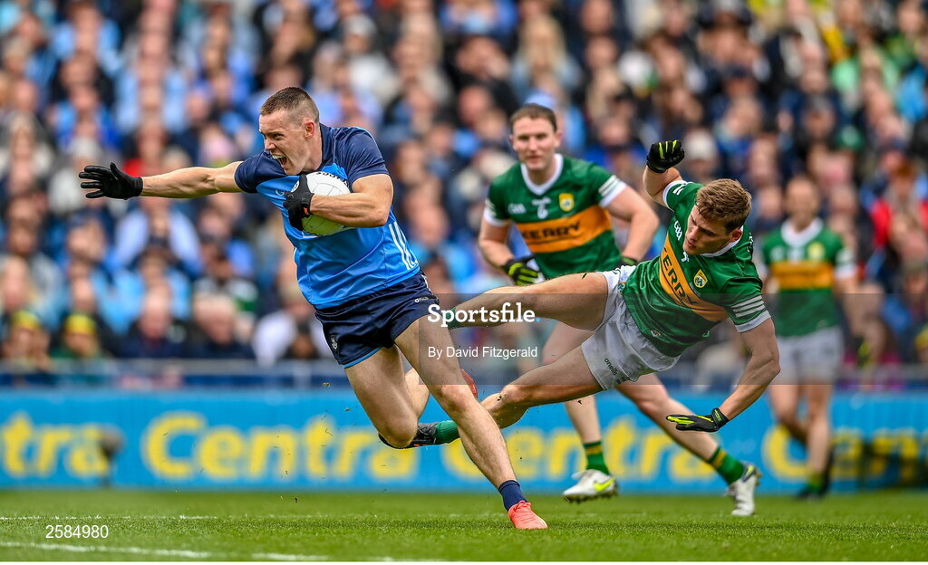 30 July 2023; Con O'Callaghan of Dublin in action against Gavin White of Kerry during the GAA Football All-Ireland Senior Championship final match between Dublin and Kerry at Croke Park in Dublin. Photo by David Fitzgerald/Sportsfile