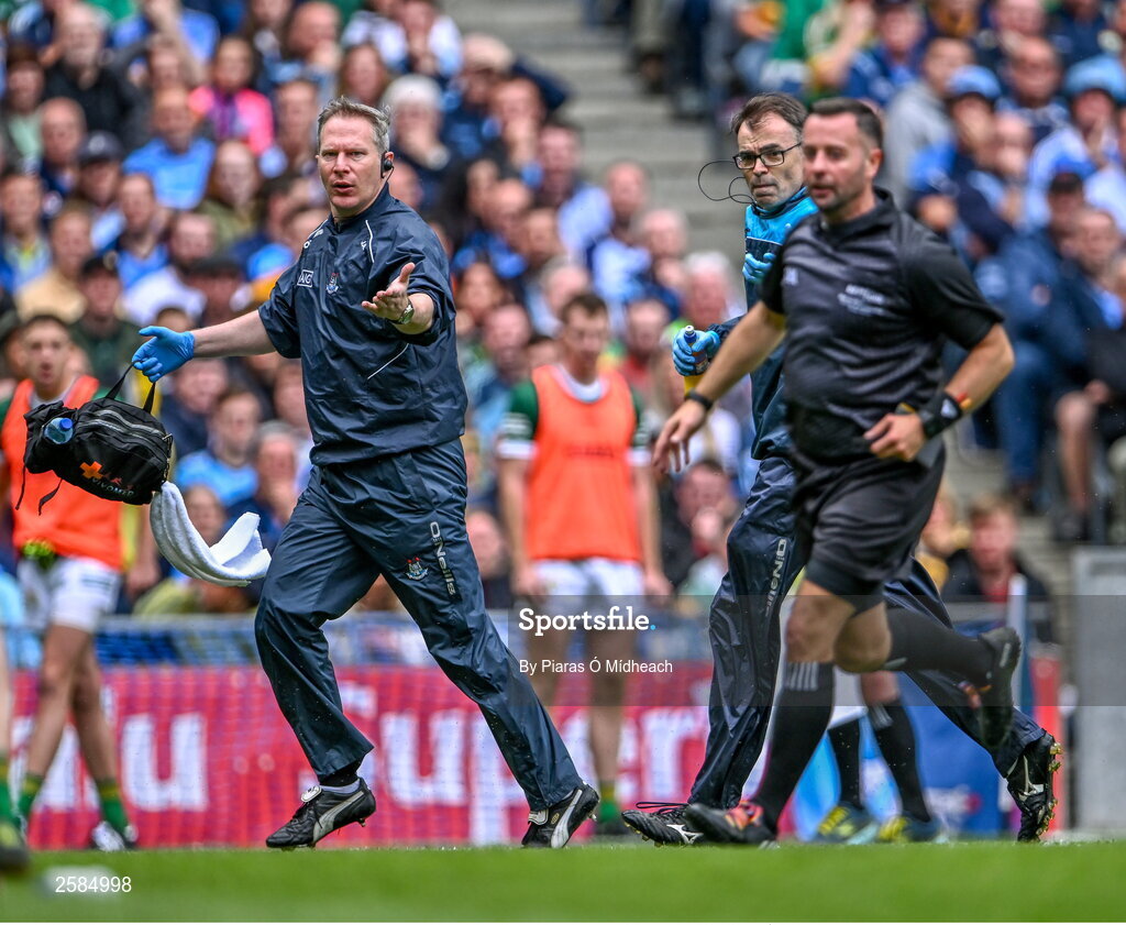 30 July 2023; Dublin medics are refused entry to the pitch by referee David Gough after a collision between Lee Gannon of Dublin and Kerry goalkeeper Shane Ryan during the GAA Football All-Ireland Senior Championship final match between Dublin and Kerry at Croke Park in Dublin. Photo by Piaras Ó Mídheach/Sportsfile