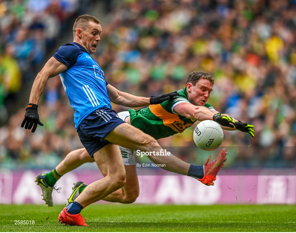 30 July 2023; Con O'Callaghan of Dublin in action against Tadhg Morley of Kerry during the GAA Football All-Ireland Senior Championship final match between Dublin and Kerry at Croke Park in Dublin. Photo by Eóin Noonan/Sportsfile