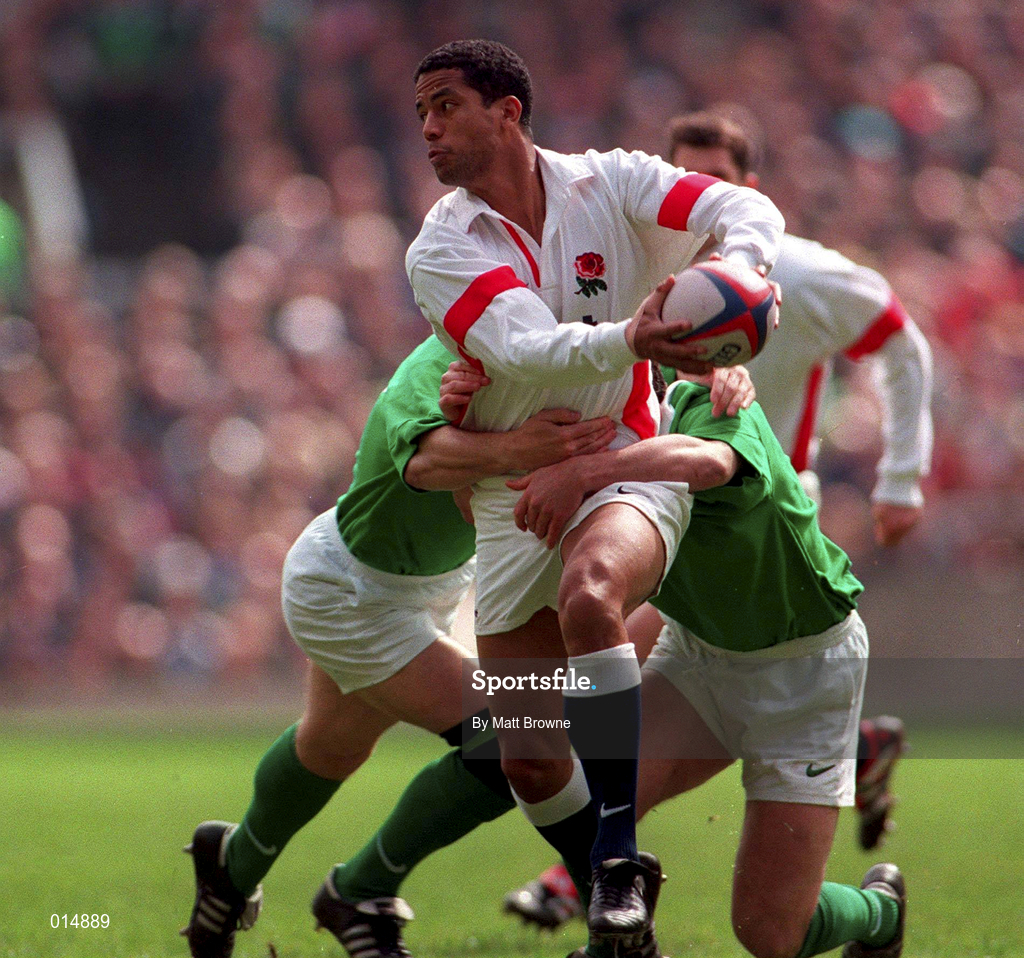 4 April 1998; Jeremy Guscott of England is tackled by Ciaran Clarke, left, and Eric Elwood of ireland during the Five Nations Rugby Championship match between England and Ireland at Twickenham Stadium in London, England. Photo by Matt Browne/Sportsfile