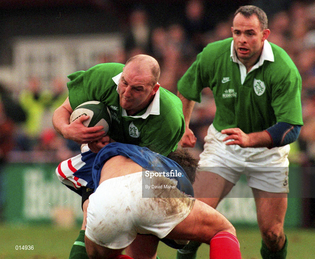18 January 1997; Keith Wood of Ireland in action against France during the Five Nations Rugby Championship match between Ireland and France at Lansdowne Road in Dublin. Photo by David Maher/Sportsfile