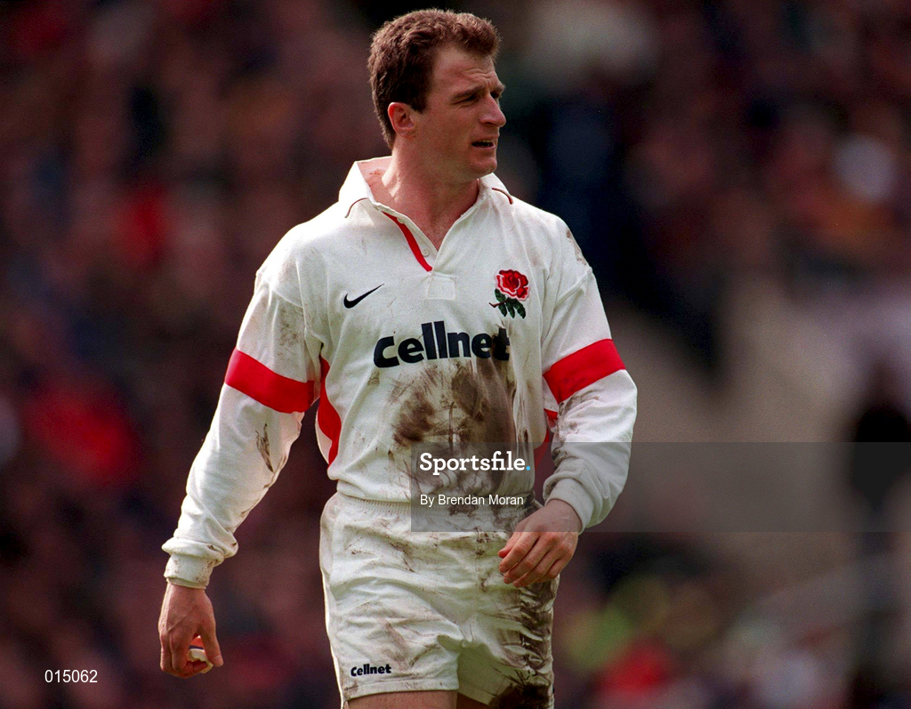 4 April 1998; Mike Catt of England during the Five Nations Rugby Championship match between England and Ireland at Twickenham Stadium in London, England. Photo by Brendan Moran/Sportsfile
