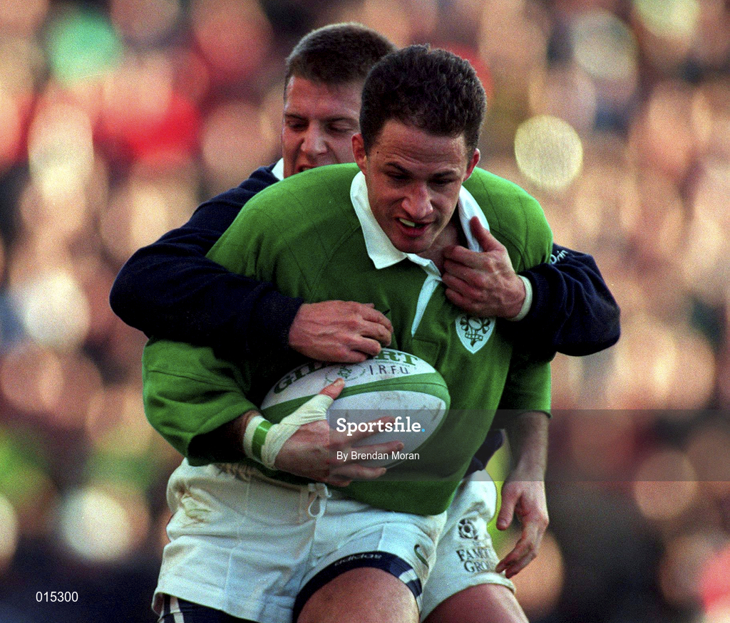 7 February 1998; David Humphreys of Ireland is tackled by Craig Chalmers of Scotland during the Five Nations Rugby Championship match between Ireland and Scotland at Lansdowne Road in Dublin, Ireland. Photo by Brendan Moran/Sportsfile
