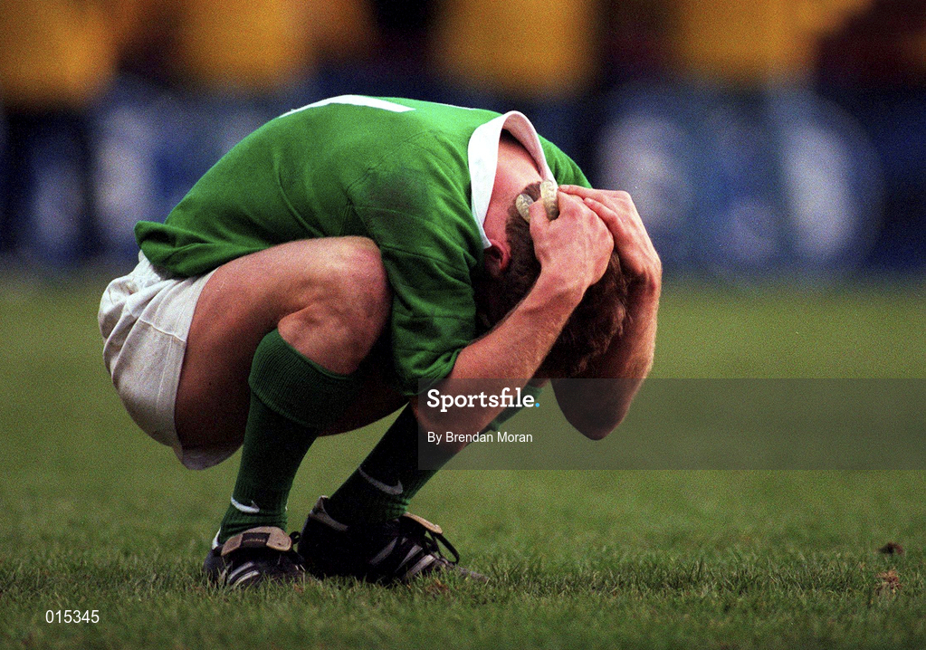 7 February 1998; Denis Hickie of Ireland reacts at the final whistle of the Five Nations Rugby Championship match between Ireland and Scotland at Lansdowne Road in Dublin, Ireland. Photo by Brendan Moran/Sportsfile