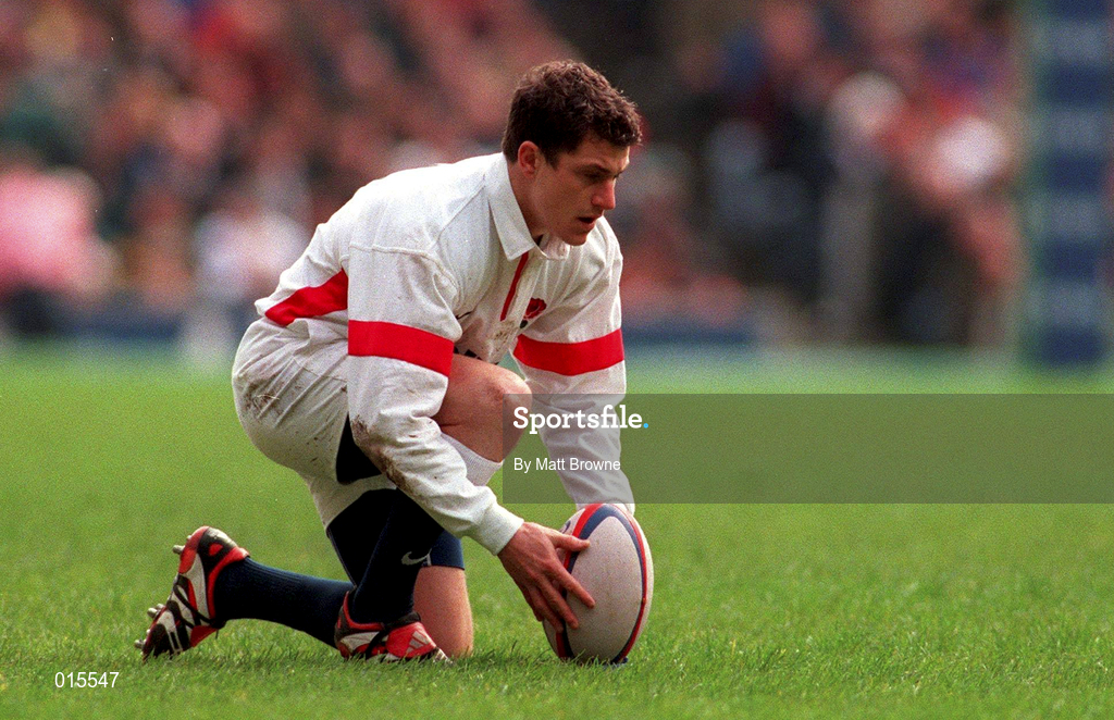 4 April 1998; Paul Grayson of England lines up a conversion during the Five Nations Rugby Championship match between England and Ireland at Twickenham Stadium in London, England. Photo by Matt Browne/Sportsfile