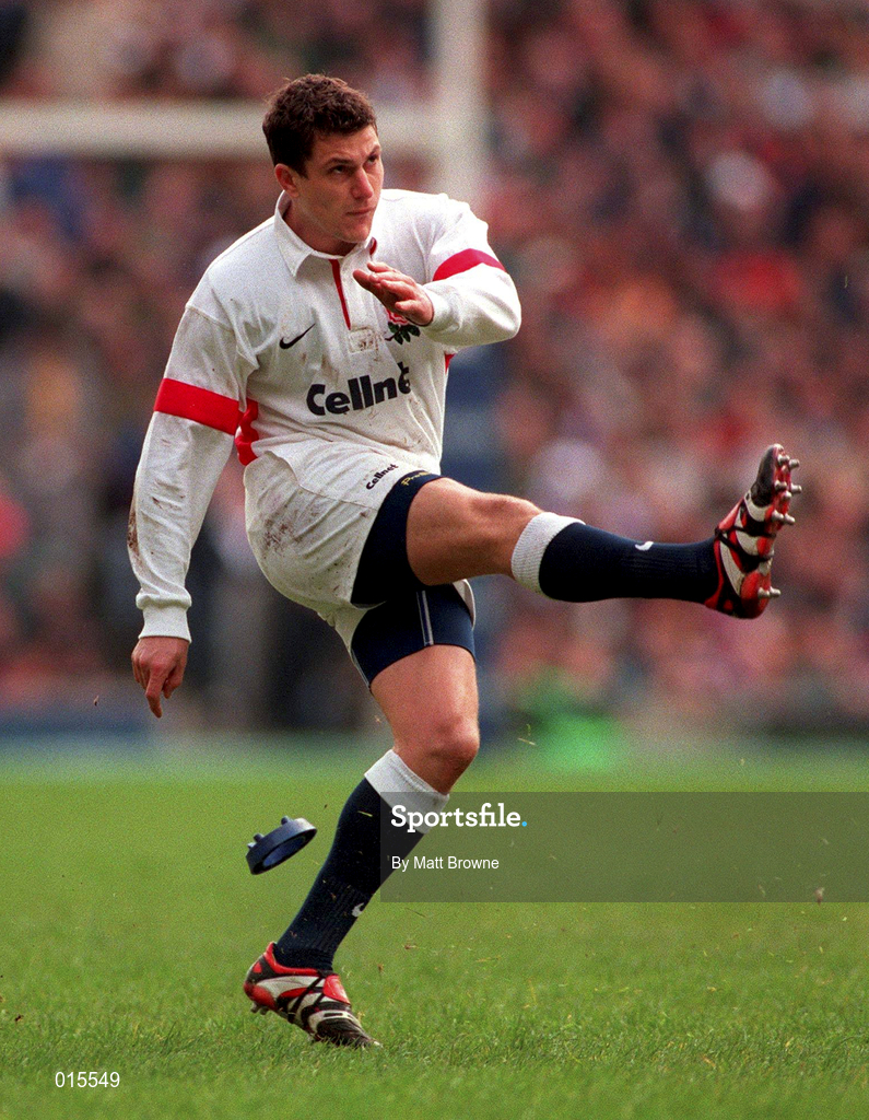 4 April 1998; Paul Grayson of England kicks a conversion during the Five Nations Rugby Championship match between England and Ireland at Twickenham Stadium in London, England. Photo by Matt Browne/Sportsfile