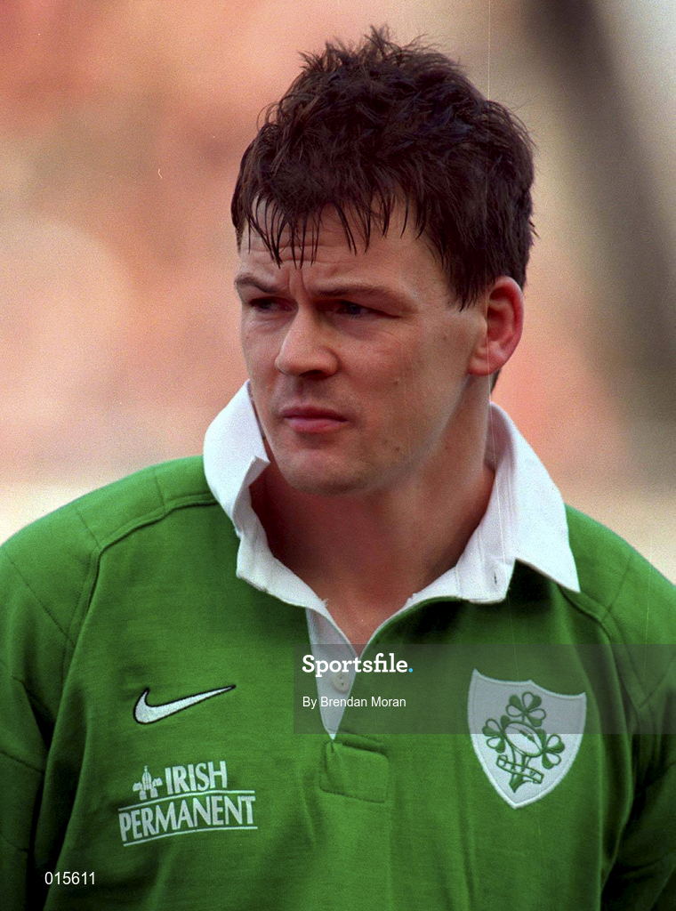 7 February 1998; Richard Wallace of Ireland prior to the Five Nations Rugby Championship match between Ireland and Scotland at Lansdowne Road in Dublin, Ireland. Photo by Brendan Moran/Sportsfile