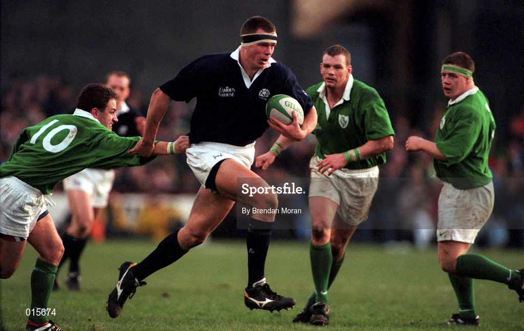 7 February 1998; Stuart Grimes of Scotland breaks away from David Humphreys, David Corkery and Paul Wallace of Ireland during the Five Nations Rugby Championship match between Ireland and Scotland at Lansdowne Road in Dublin, Ireland. Photo by Brendan Moran/Sportsfile