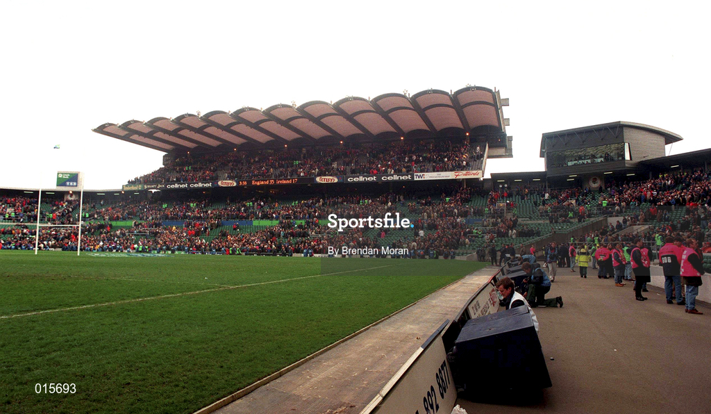4 April 1998; A general view of Twickenham Stadium during the Five Nations Rugby Championship match between England and Ireland at Twickenham Stadium in London, England. Photo by Brendan Moran/Sportsfile