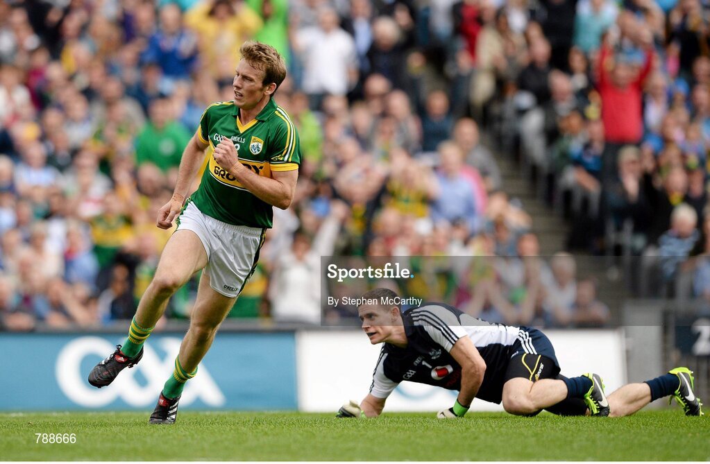 1 September 2013; Donnchadh Walsh, Kerry, celebrates after scoring his side's second goal past Dublin goalkeeper Stephen Cluxton. GAA Football All-Ireland Senior Championship, Semi-Final, Dublin v Kerry, Croke Park, Dublin. Picture credit: Stephen McCarthy / SPORTSFILE