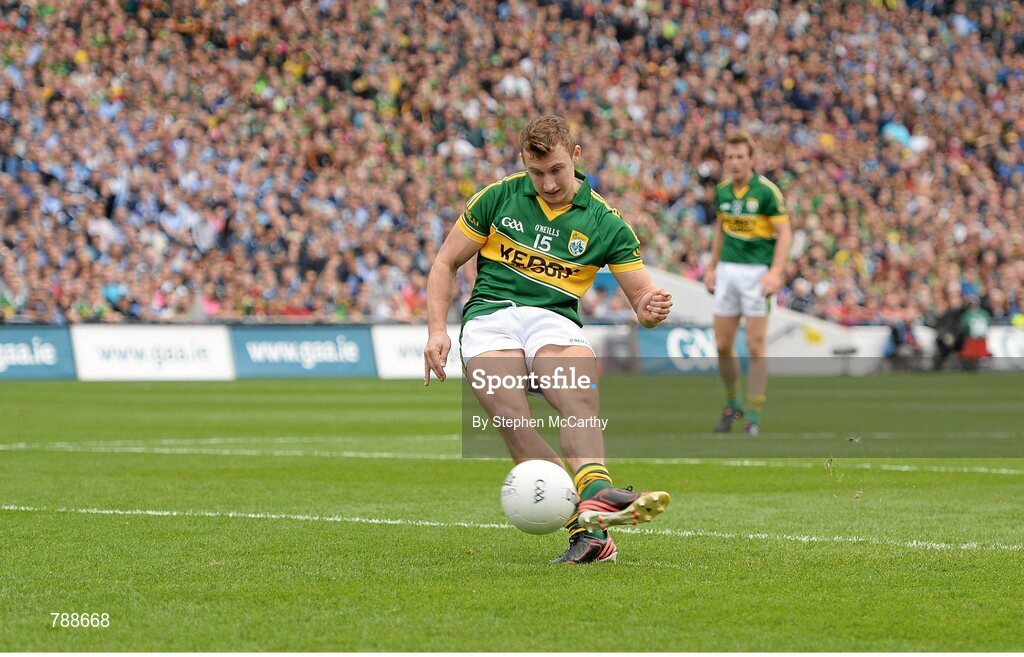 1 September 2013; James O'Donoghue, Kerry, shoots to score his side's third goal, from a penalty. GAA Football All-Ireland Senior Championship, Semi-Final, Dublin v Kerry, Croke Park, Dublin. Picture credit: Stephen McCarthy / SPORTSFILE