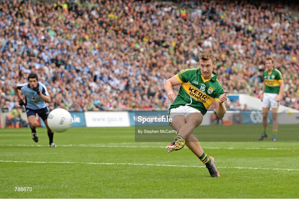1 September 2013; James O'Donoghue, Kerry, shoots to score his side's third goal, from a penalty. GAA Football All-Ireland Senior Championship, Semi-Final, Dublin v Kerry, Croke Park, Dublin. Picture credit: Stephen McCarthy / SPORTSFILE
