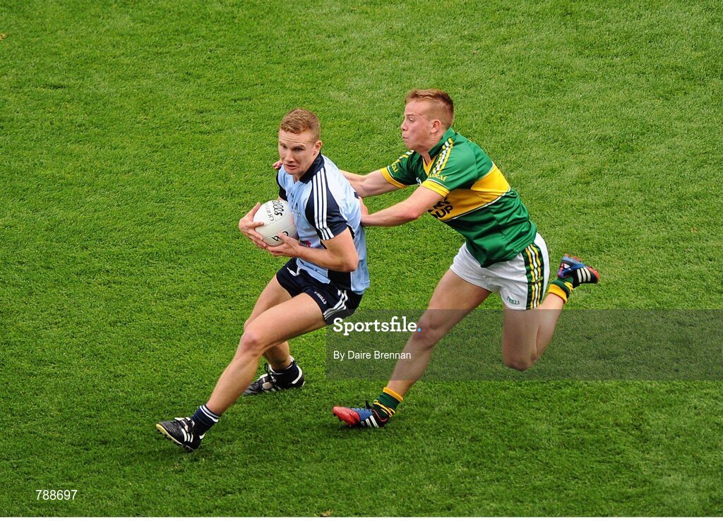 1 September 2013; Ciarán Kilkenny, Dublin, in action against Fionn Fitzgerald, Kerry. GAA Football All-Ireland Senior Championship, Semi-Final, Dublin v Kerry, Croke Park, Dublin. Picture credit: Dáire Brennan / SPORTSFILE