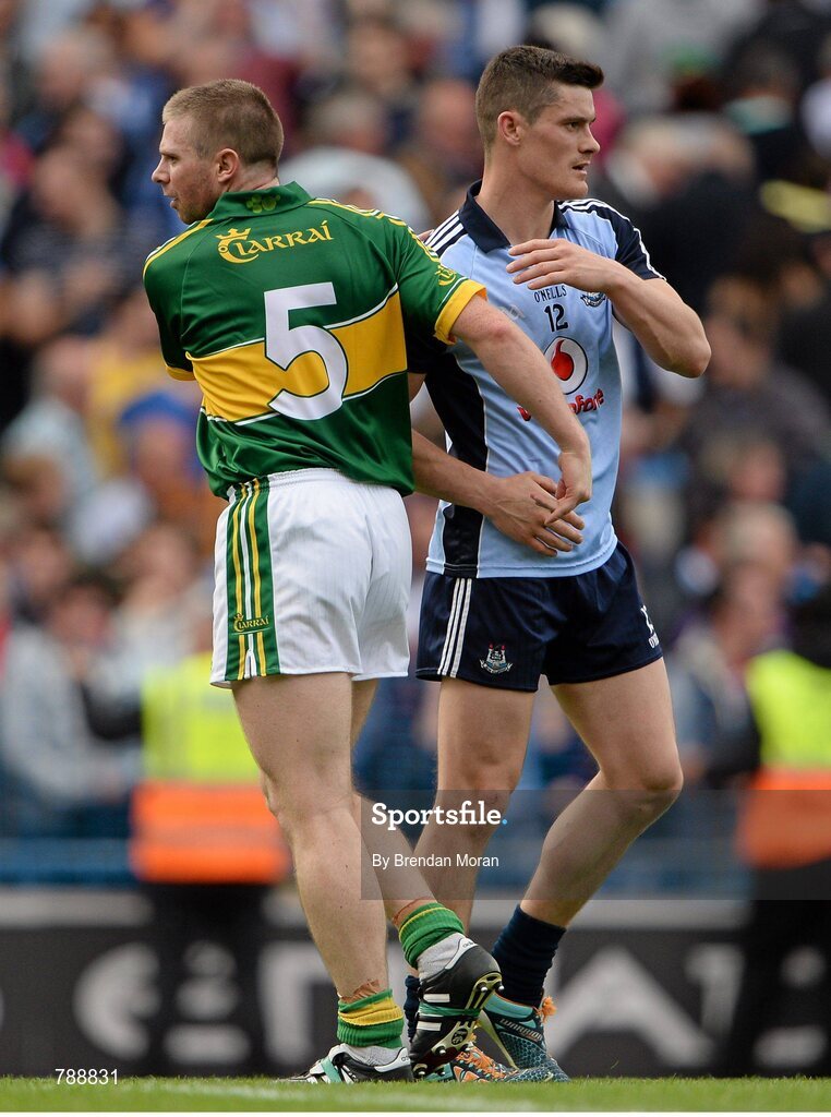 1 September 2013; Tomás O Sé, Kerry, and Diarmuid Connolly, Dublin, shake hands after the final whistle. GAA Football All-Ireland Senior Championship, Semi-Final, Dublin v Kerry, Croke Park, Dublin. Picture credit: Brendan Moran / SPORTSFILE