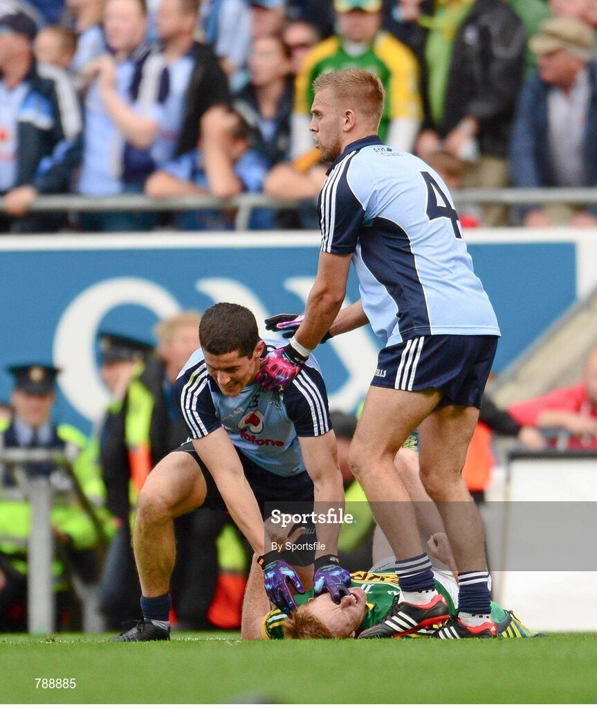 1 September 2013; Rory O'Carroll, left, Dublin, gets involved in a tussle with Colm Cooper, Kerry. GAA Football All-Ireland Senior Championship, Semi-Final, Dublin v Kerry, Croke Park, Dublin. Photo by Sportsfile